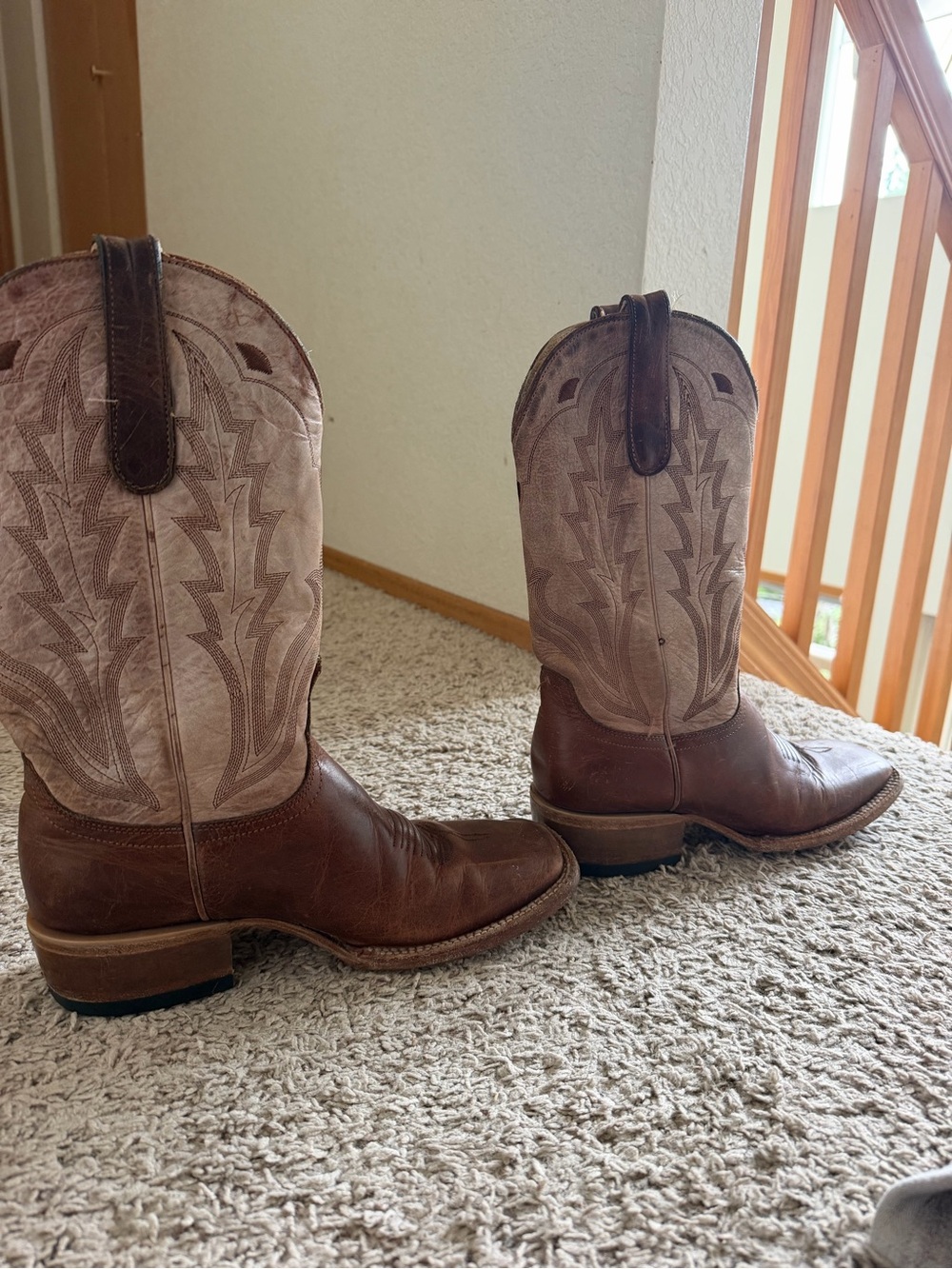 Idyllwind Brown Two-Tone Leather Western Heeled Boots